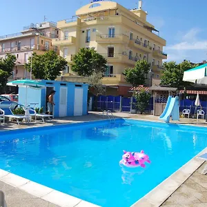 Record Hotel apartamentowy Rimini