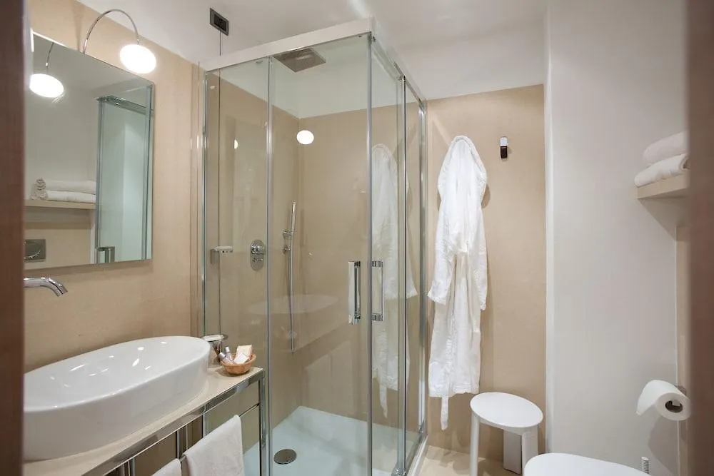 Brianteo Hotel Residence And Restaurant Burago di Molgora 4*,