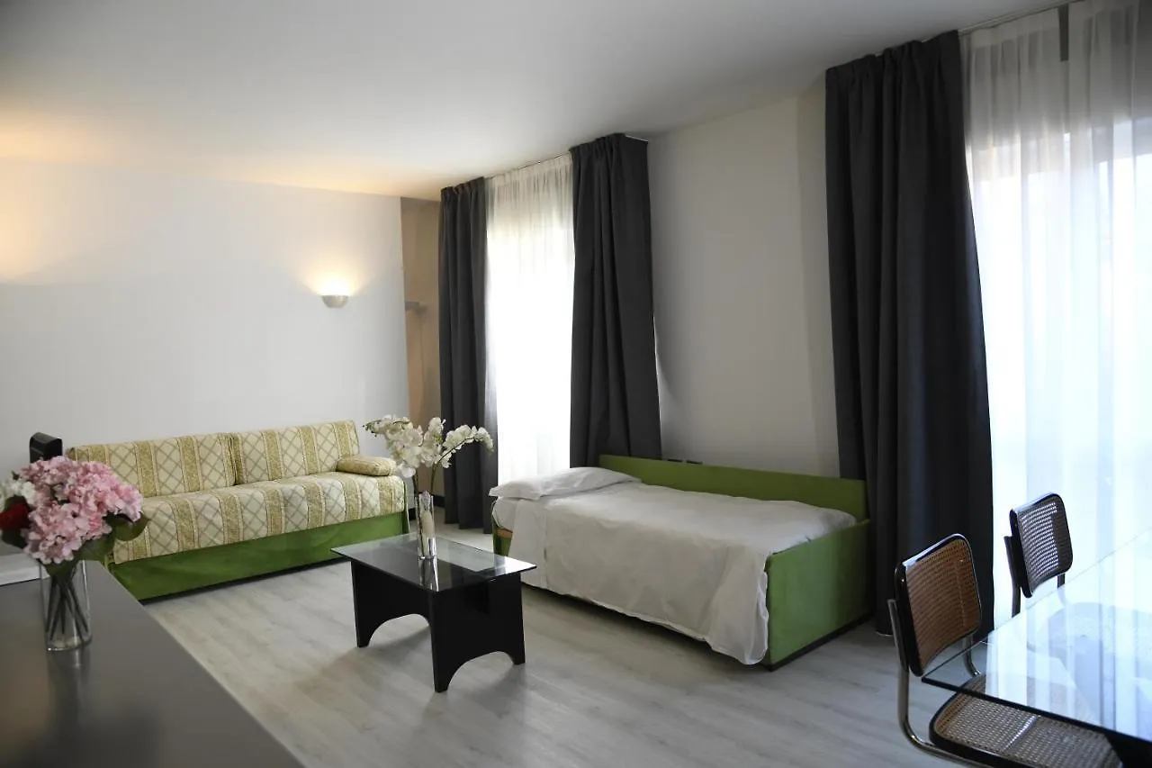Brianteo Hotel Residence And Restaurant Burago di Molgora