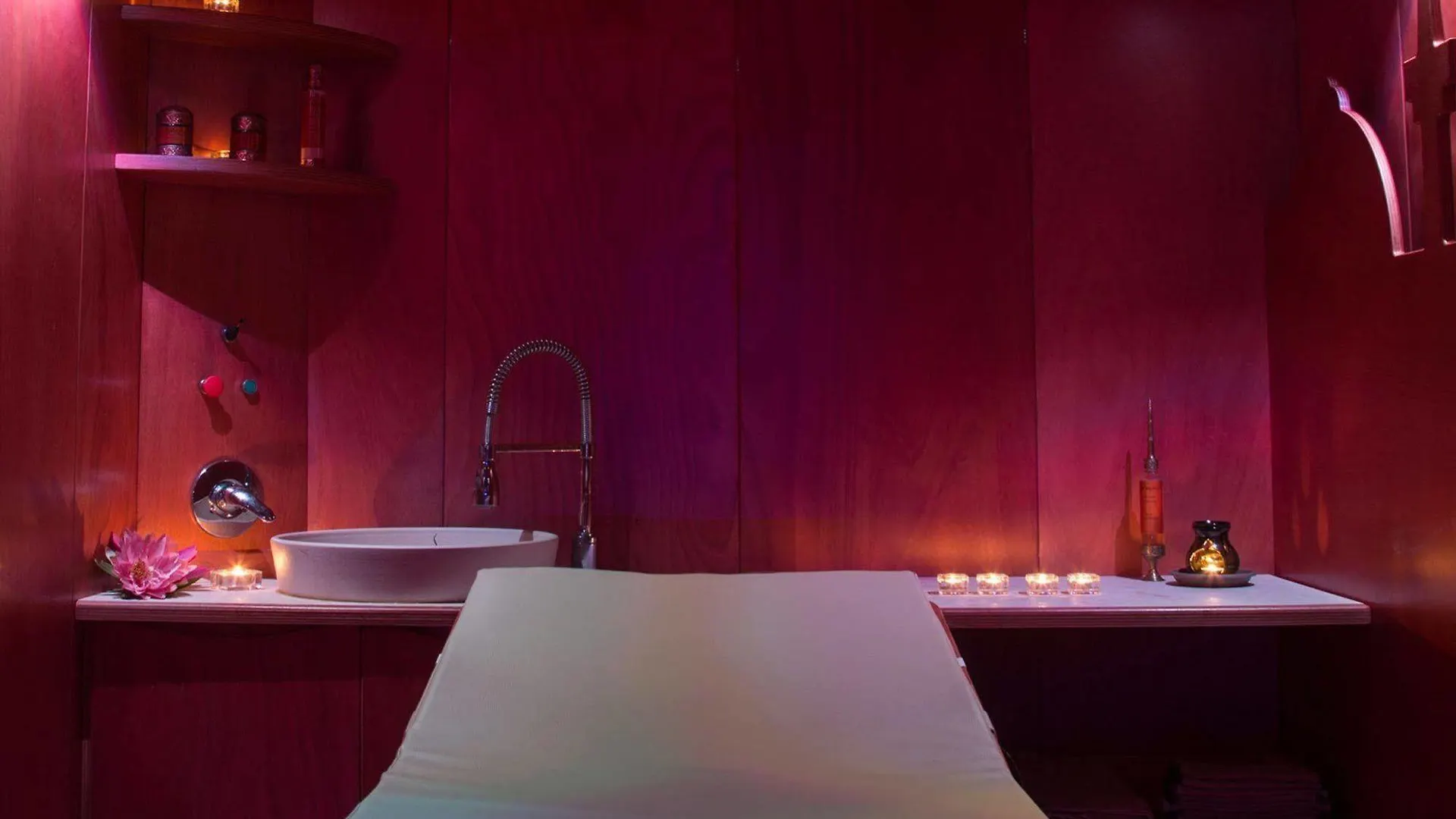 Brianteo Hotel Residence And Restaurant Burago di Molgora 4*,  Italy